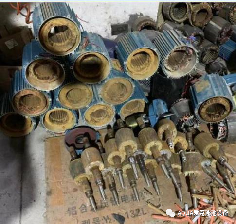 水泵泡水后的電機(jī) 水泵泡水后的電機(jī)