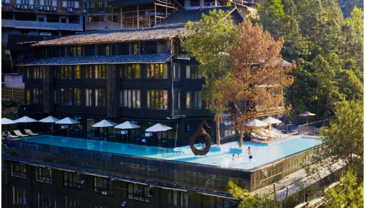 貴州民宿三春里采用愛克全套泳池水處理設備