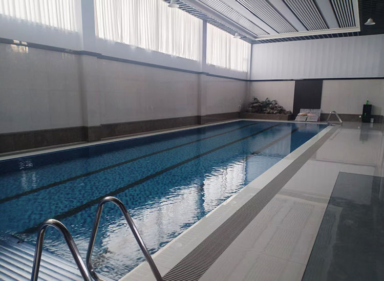 青島泳池設(shè)備